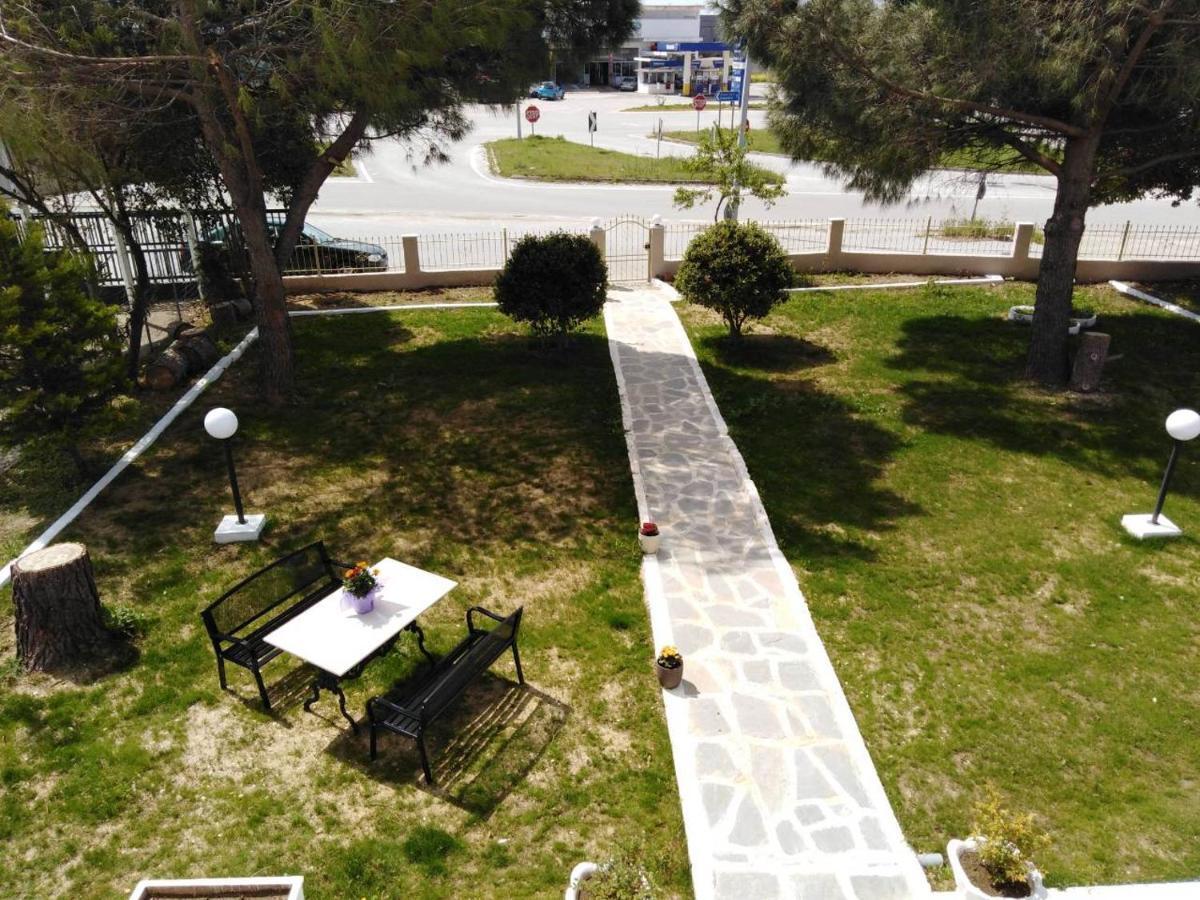 Cozy Apartments Komotini Exterior foto