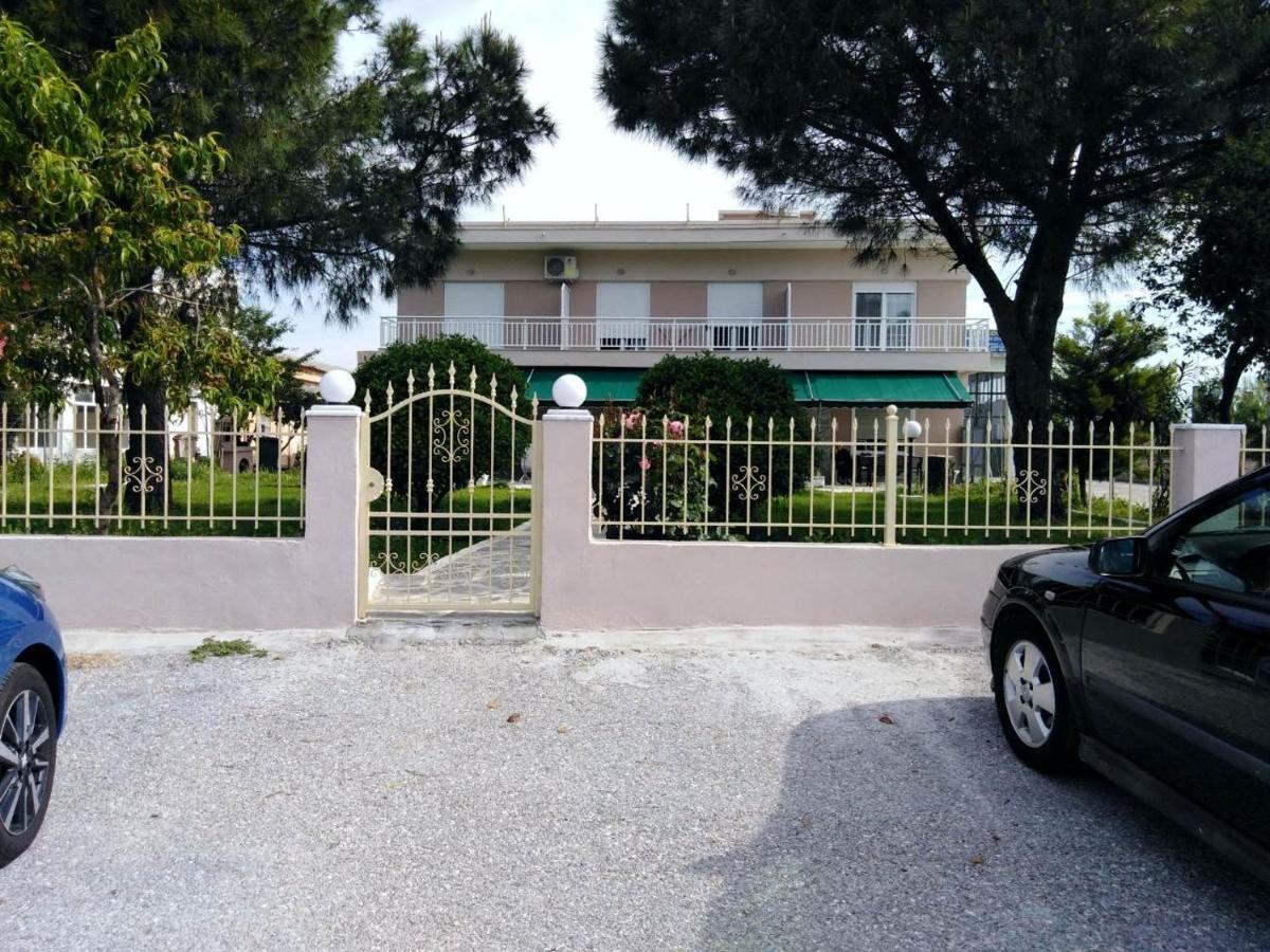 Cozy Apartments Komotini Exterior foto